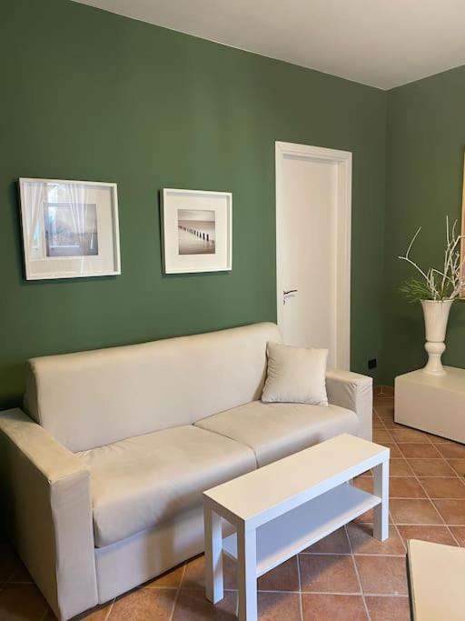 Casa Vacanza Al Duomo: 切法卢 外观 照片